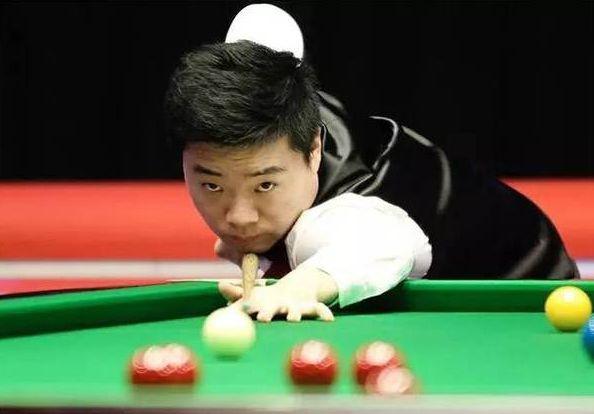 全年运营的 全年运营的