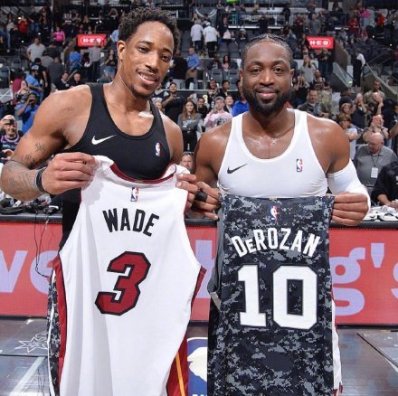 引擎中表现 引擎中表现