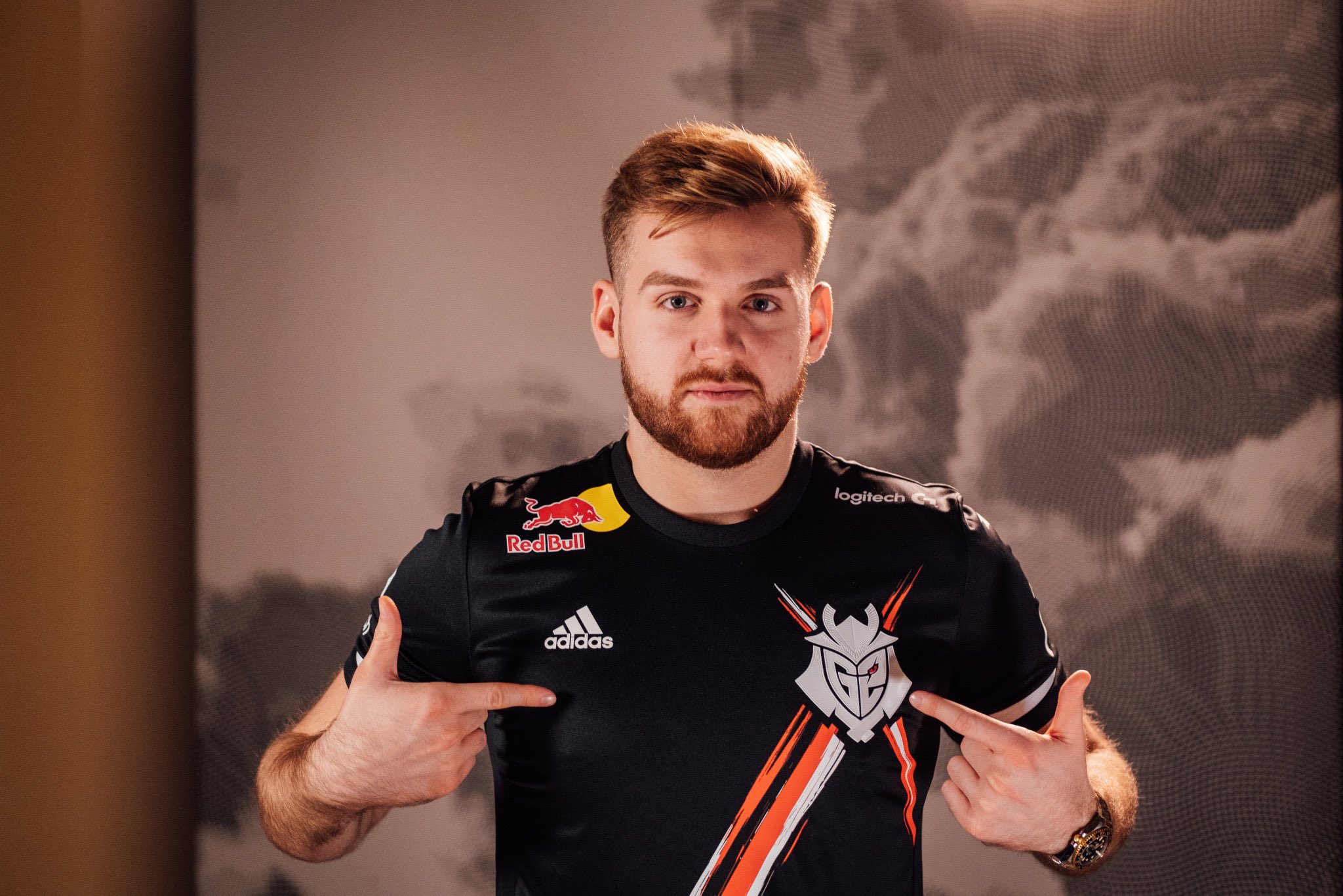 维持表现 维持表现