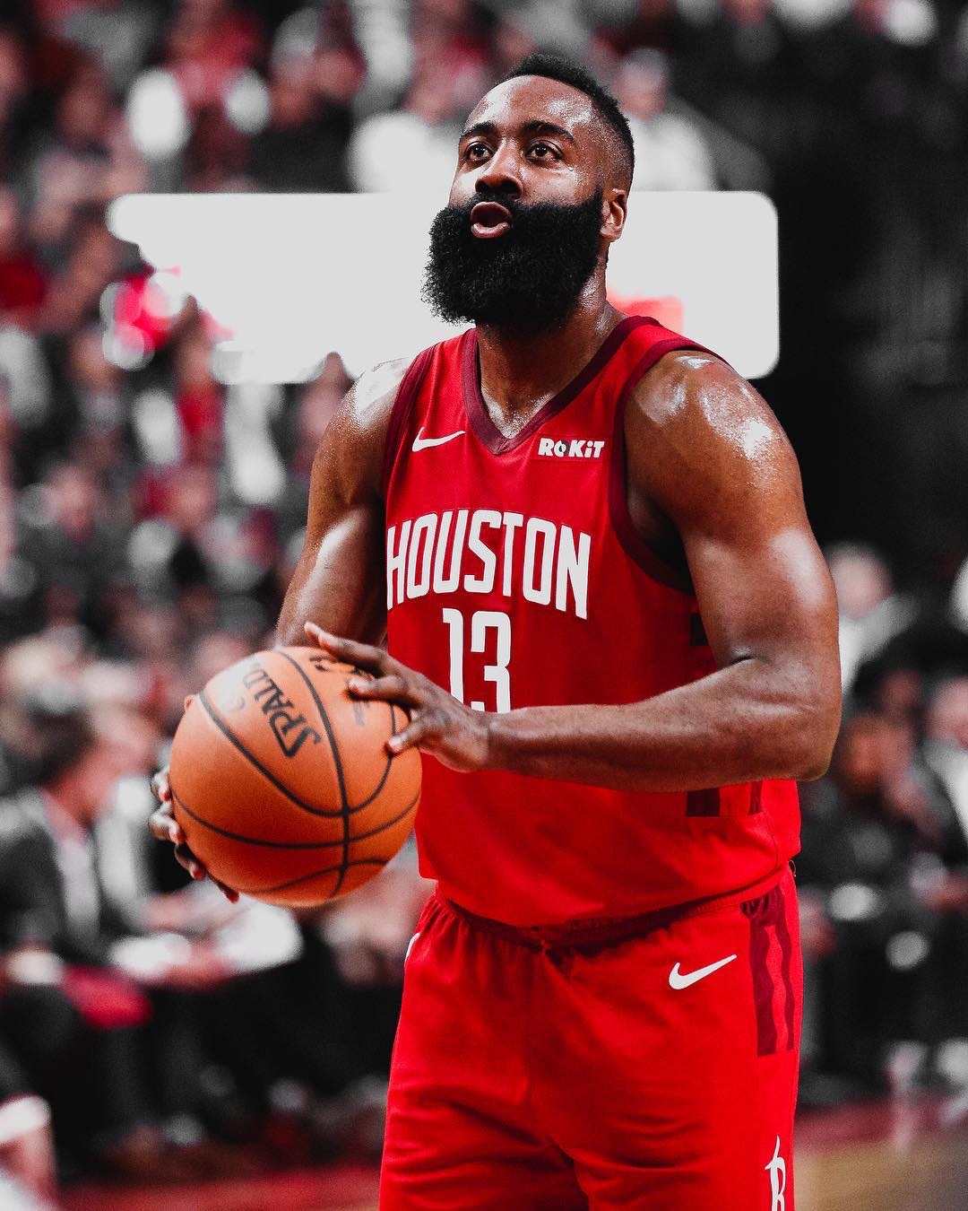 主场通过控 主场通过控